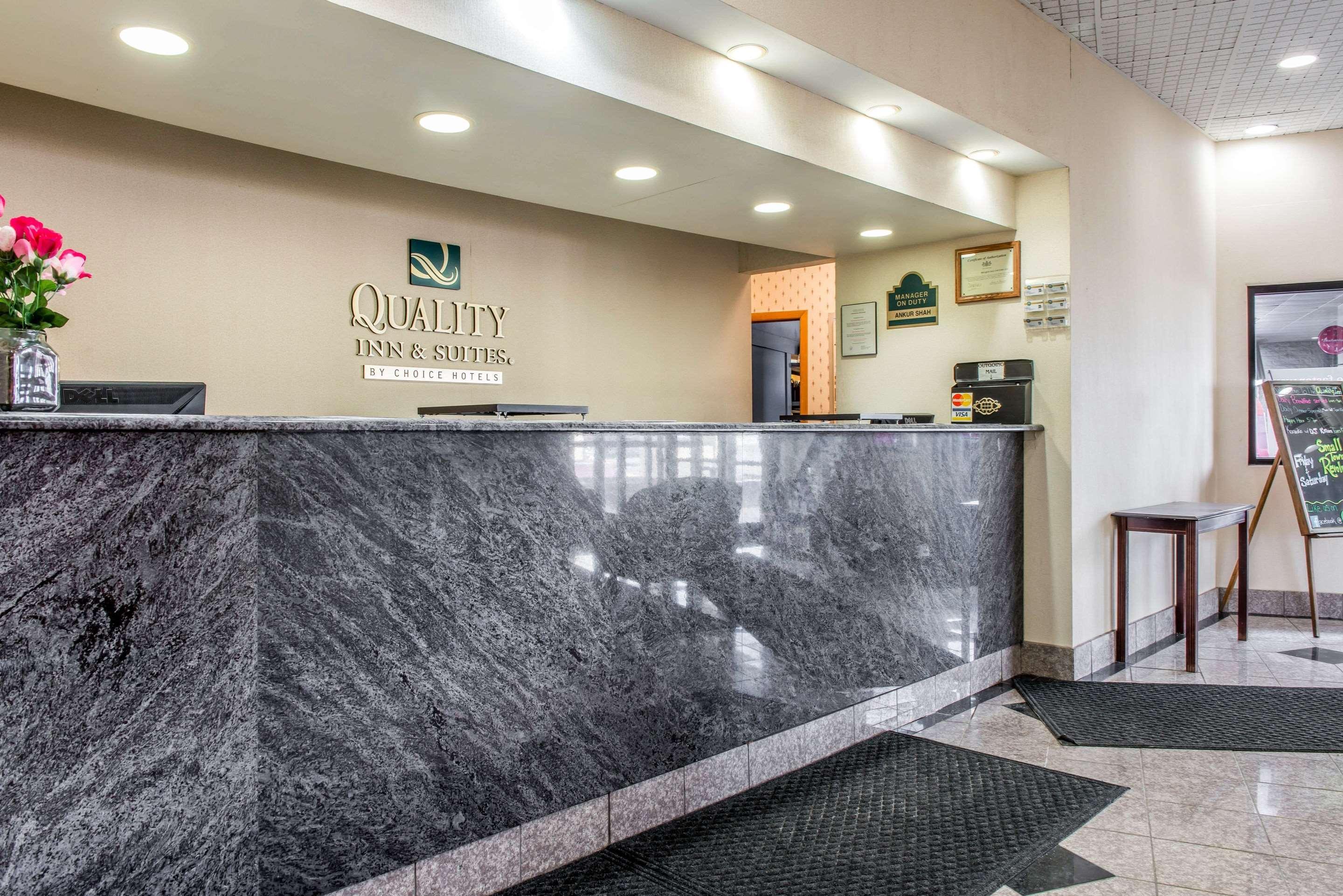 Quality Inn & Suites Fairview  Εξωτερικό φωτογραφία